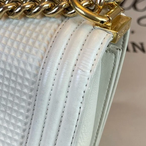 CHANEL Leather Medium Cube Boy Bag Shoulder Bag - Picture 4 of 15